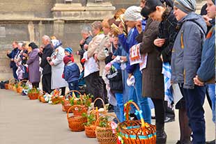 Празднование Пасхи во Львове, туры на праздник