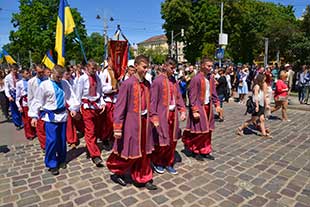 Какие еще есть праздники на майские во Львове