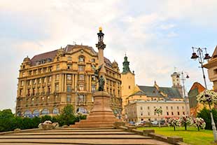Исторический проспект в туре во Львове на 3 дня